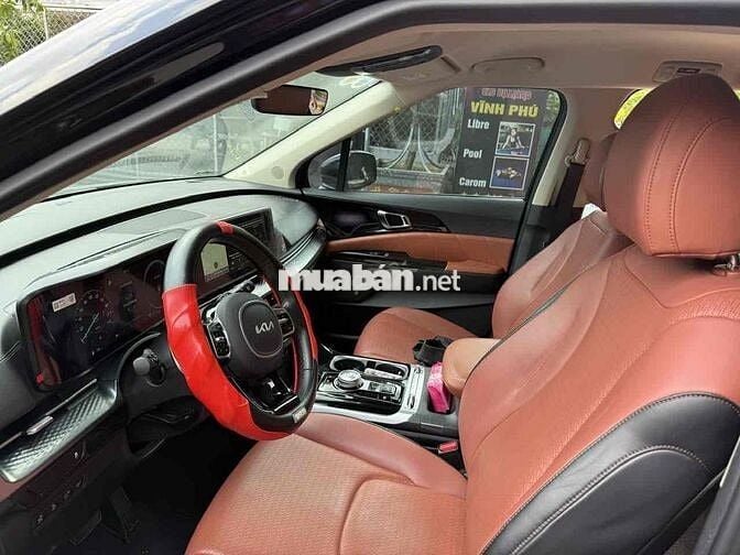 Kia Carnival 2022 Luxury 2.2D - 55000 km