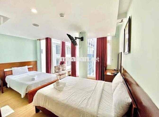 Bán Khách Sạn Hẻm Trần Phú Nha Trang Đầy Đủ Vào Vận Hành Ngay