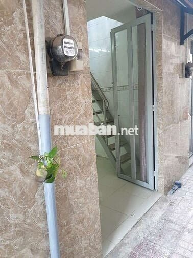 Nhà mới đẹp 3×6 có 1 lầu ở Dương bá Trạc p1q8