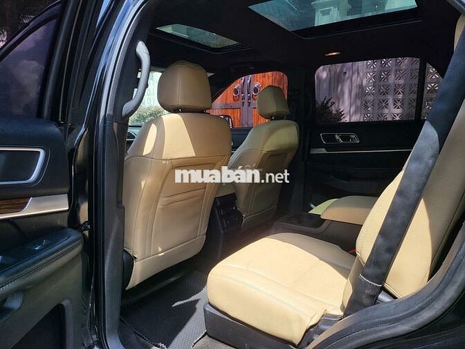 Ford Explorer Limited 4x4 Captain Seat 6 chổ MỸ