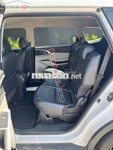 Kia Carens 1.5L IVT 2024
