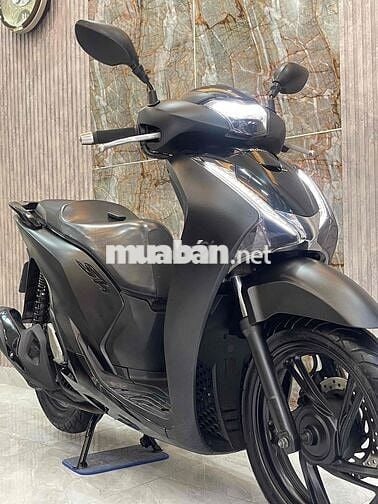 - Honda SH 150i CBS ! 2017 . ĐK 9/2017 .Bstp    !