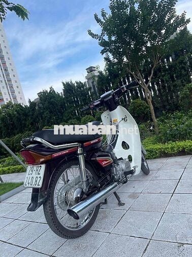 Dream thái đời cao đầu máy 819 năm 2001