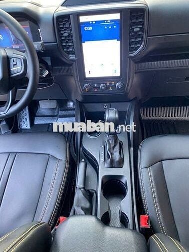 Ford Ranger 2025 XLS 2.0L 4x2 AT - 8300 km