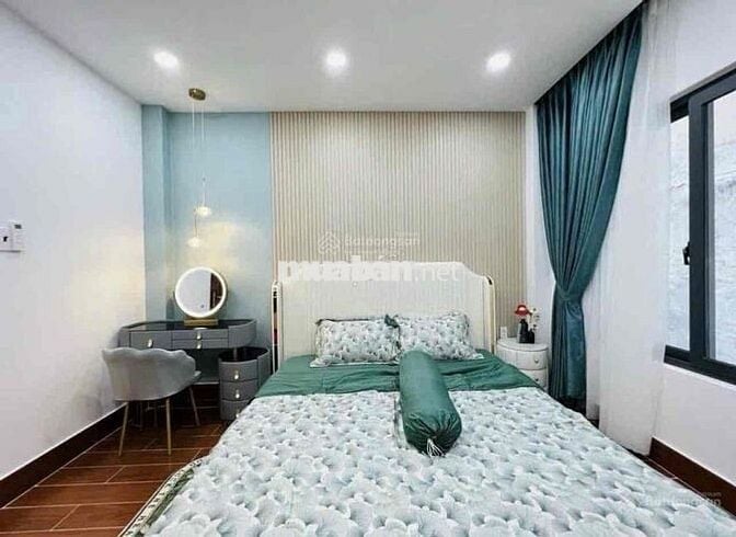 Bán nhà đang cho thuê 17tr/th Nguyễn Hiền, Quận 3. Giá 5,86Tỷ/ 4,5x10m