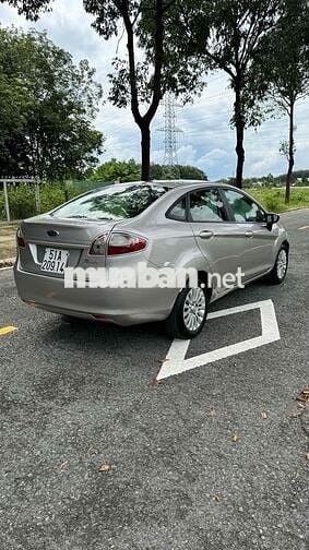 Ford Fiesta 2011 1.4 MT