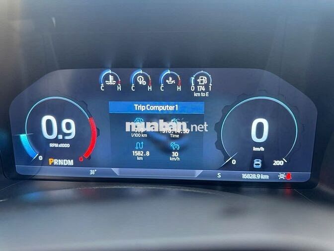EVEREST TITANIUM 1 CẦU CÁ NHÂN 2024 - 16800 KM