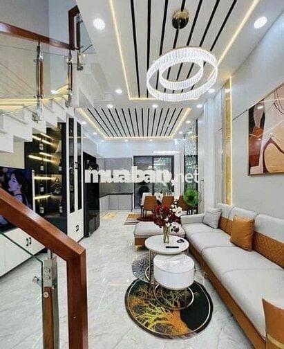 Bán nhà đang cho thuê 17tr/th Nguyễn Hiền, Quận 3. Giá 5,86Tỷ/ 4,5x10m