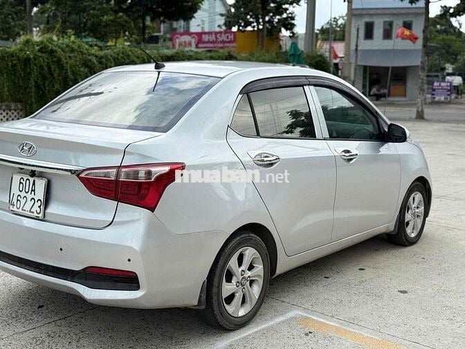 Hyundai Grand i10 2018 Sedan 1.2 MT - 123456 km