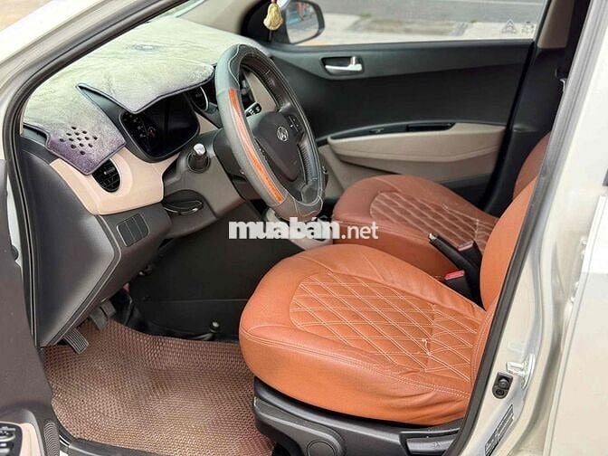 Hyundai Grand i10 2018 Sedan 1.2 MT - 123456 km