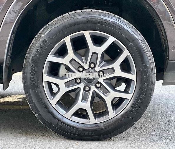 Ford Everest Titanium 2.0L 4x4 AT 2022