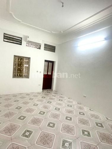 Chính chủ cho thuê nhà riêng 4 tầng 1 tum