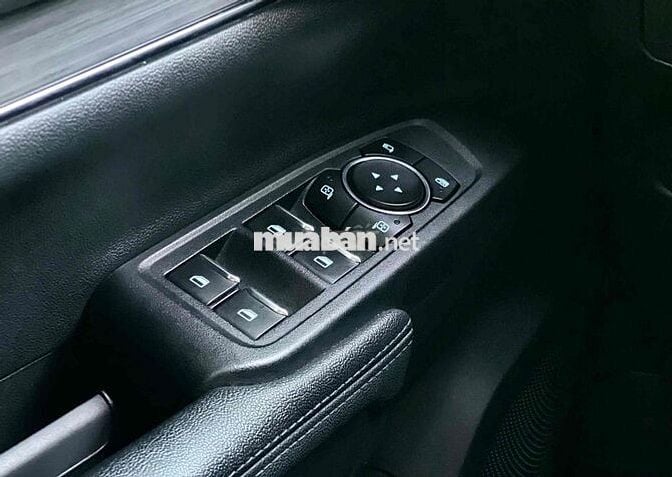 Ford Everest Titanium 2.0L 4x4 AT 2022