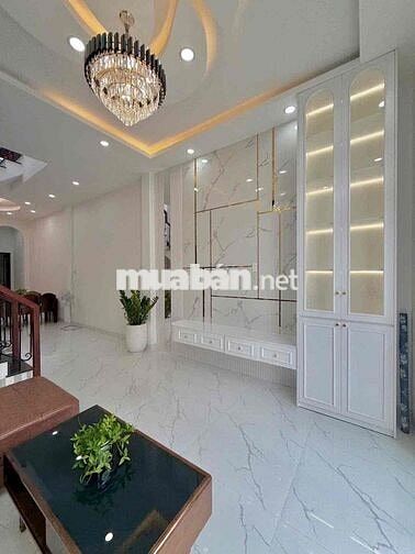 Nhà phường 5 Mỹ Tho  đường Phạm Thanh .3 phòng ngủ