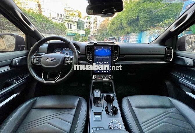 Ford Everest Titanium 2.0L 4x4 AT 2022