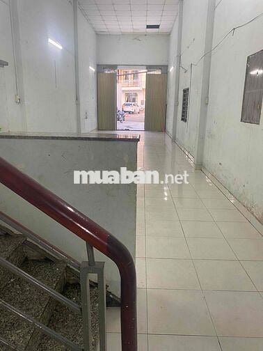 nhà mặt tiền trệt lửng 4*30; 3pn tiện kinh doanh