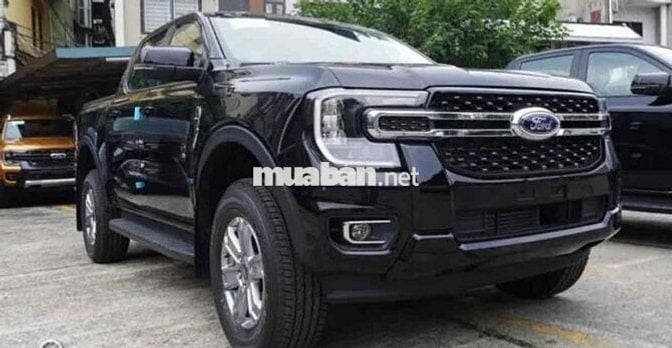 Ford Ranger siêu ưu đãi giảm giá sở hữu chỉ 2xx
