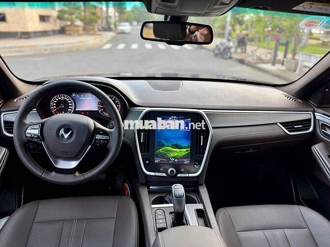 Vinfast Lux SA Plus 2019 - 22.000km