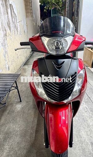 Cần bán xe sh nhập ý