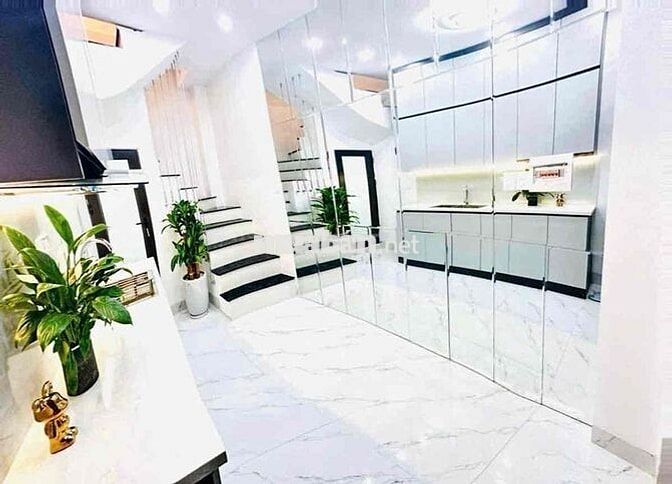 NHÀ PHỐ KIM HOA 18M2 4 TẦNG 2 NGỦ - VỊ TRÍ 20M RA MẶT PHỐ TRƯỚC NHÀ 2M