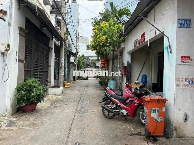 112M2 - 6,2 x 18 NGUYỄN VĂN QUÁ - QUẬN 12 - LÔ GÓC 2 MẶT TIỀN - HXH