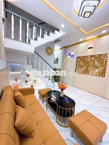 Nhà ngay KCN Tân Kim 860tr.dt sàn 100m2 2pn 2wc. 1 trệt 1 lầu sỗ sẳn.