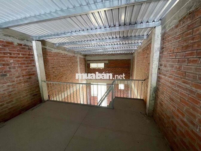 Nhà phố Phước Đông, 68m²- mặt tiền đường lớn, Sổ Riêng, Hoàn Công