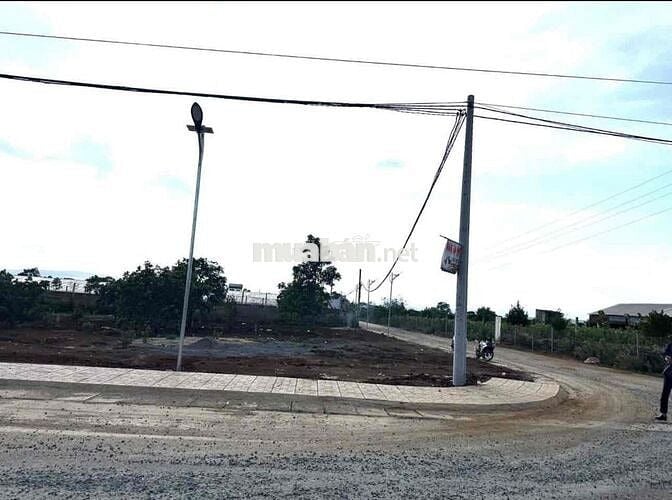 Ngộp tiền ngân hàng cần bán lỗ gấp lại lô 160m2 thổ cư giá 499tr
