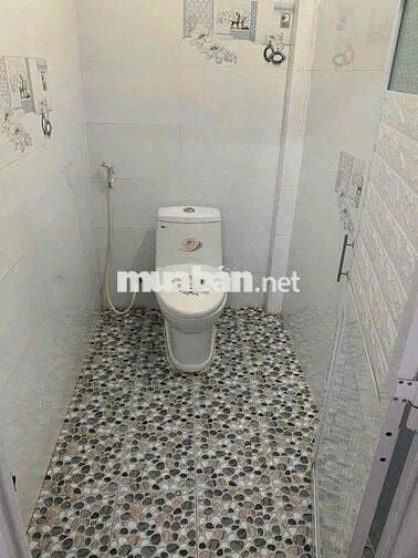 Cho thuê nhà trệt lửng rộng 2phòng hẻm ô tô giáp KDC Bình Nhựt 12ha8