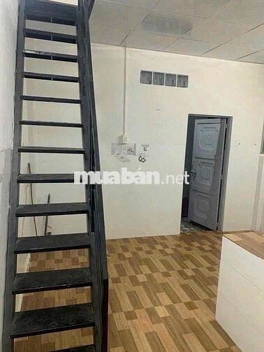 Cho thuê nhà trệt lửng rộng 2phòng hẻm ô tô giáp KDC Bình Nhựt 12ha8