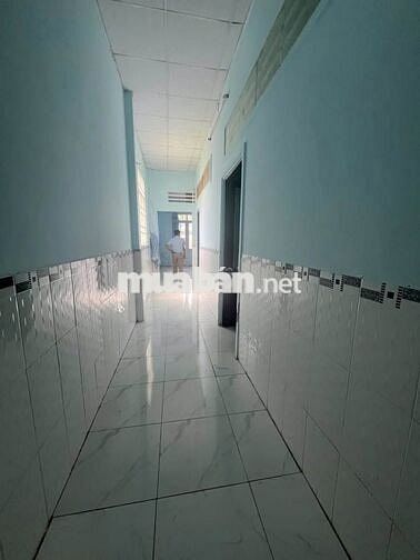 Cần tiền bán gấp căn nhà ở Đ. Tân Hiệp 18, Hóc Môn 100m2 SHR giá 946tr