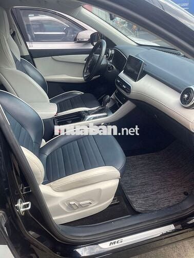 MG HS DEL 2023  - 16000 km