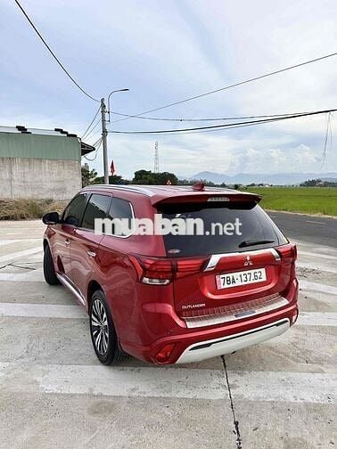 Mitsubishi Outlander 2022 2.0 CVT - 78000 km