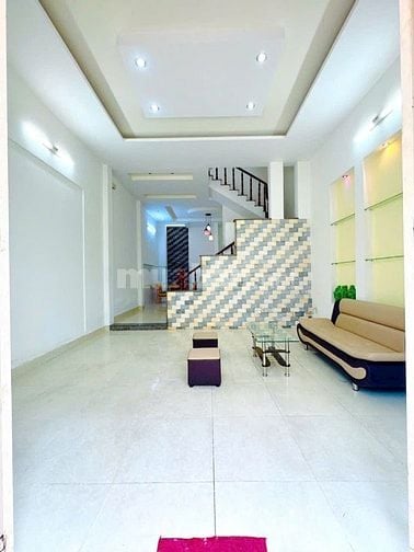 Nhà 2 Lầu 3P.ngủ 5 x 12m Vị Trí Đẹp Đường Lê Văn Quới Hẻm 6m