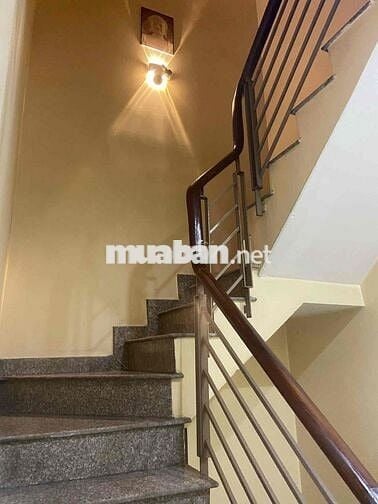 Cần bán nhà chính chủ tại số 189 Xóm Chiếu, Phường 15, Quận 4. HH 2%