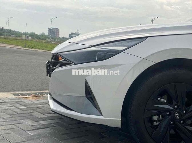 Hyundai Elantra 2024 1.6 AT Đặc biệt - 6800 km