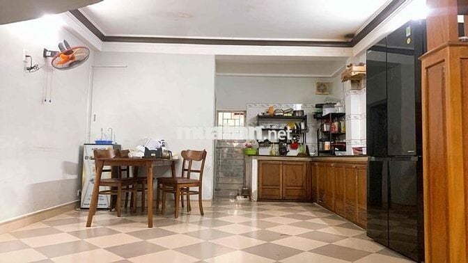 Nhà 3 tầng MT đường Hoà Minh 7, sát biển Nguyễn Tất Thành