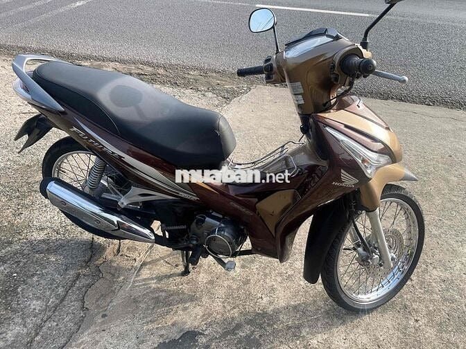 future 125i còn rất mới. tra gop o đồng