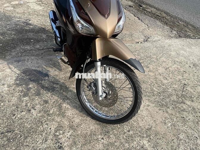 future 125i còn rất mới. tra gop o đồng