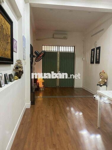 Cần bán nhà chính chủ tại số 189 Xóm Chiếu, Phường 15, Quận 4. HH 2%