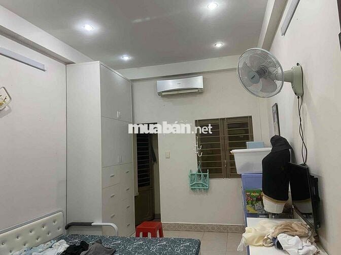 Cần bán nhà chính chủ tại số 189 Xóm Chiếu, Phường 15, Quận 4. HH 2%