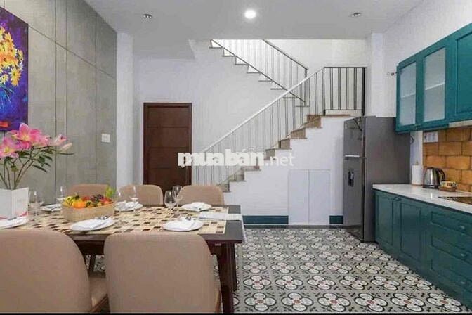 Bán nhà 3 tầng mặt tiền đường Trần Nguyên Hãn, ngay Chợ Xóm Mới,