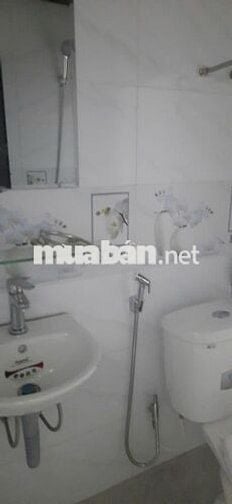 CHÍNH CHỦ CẦN CHO THUÊ NGAY NHÀ RIÊNG 1.5 TẦNG