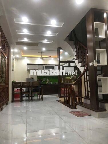 CẦN BÁN NHÀ NGUYỄN KHANG CẦU GIẤY-42M-5 TẦNG-Ô TÔ-MT 4,1M-GIÁ ĐẦU TƯ