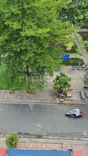 Nhà ở khu dân cư cao cấp tiện vừa ở vừa kinh doanh, đậu ôtô trong và n