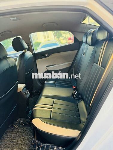 Hyundai Accent At 2022
