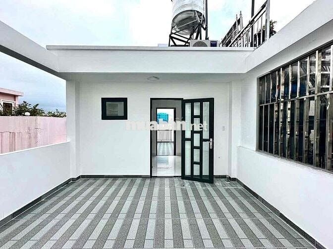 SIÊU PHẨM 4 TẦNG - MỚI TINH TẶNG ĐẦY ĐỦ NỘI THẤT - Ô TÔ ĐỖ CỬA - 4 PN