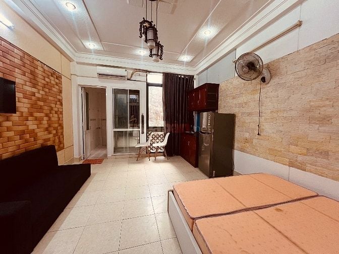 Phòng full nội thất: tivi, máy giặt riêng, máy lạnh 482/26A Lê Quang Đ