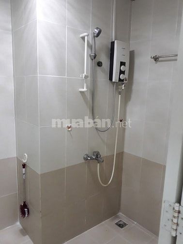 Bán nhà để về gần gia đình - Căn hộ Âu Cơ Tower, 65m2, nhà mới đẹp