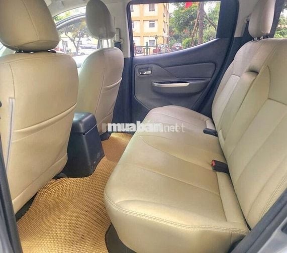 Mitsubishi_triton_2017_MT số sàn 2 cầu